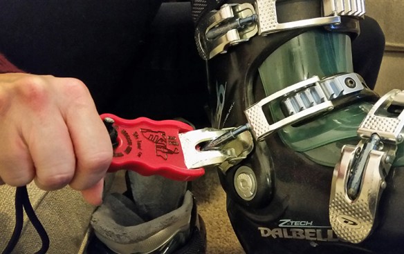  Ski Tool™ Multipurpose Boot Buckler and Carrier